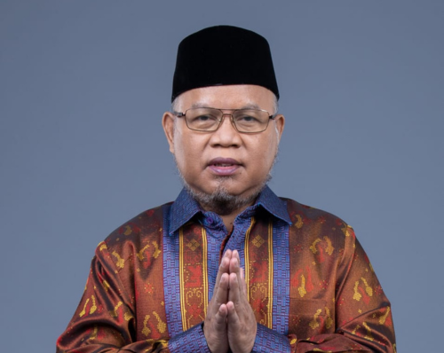 KH. Dr. Surahman Hidayat, M.A.